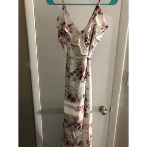 Design Lab Open slit floral dress